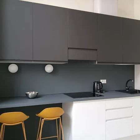Apartment Casa Voghera Milan